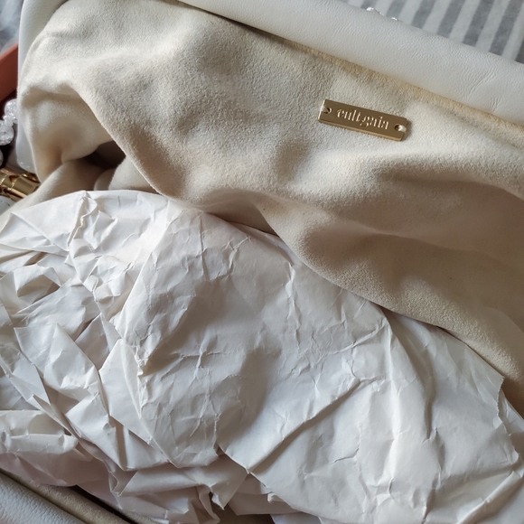 Cult Gaia Nia Clutch in Clear Bead - Picture 7 of 7